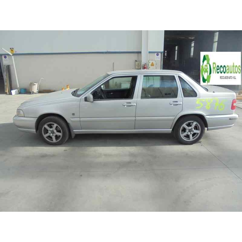 volvo s70 berlina del año 1999