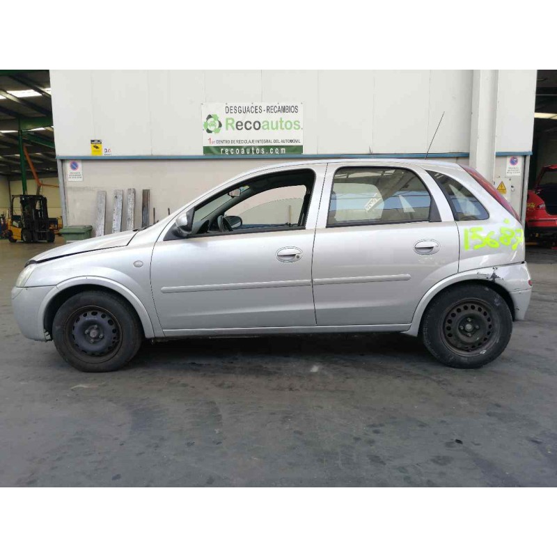 opel corsa c del año 2002