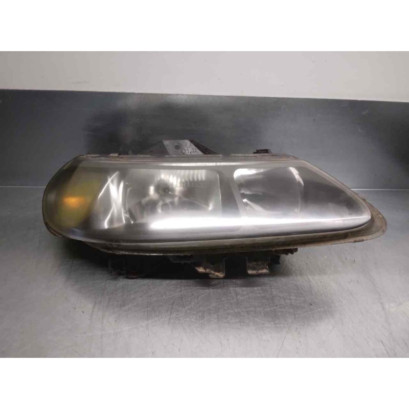 Recambio de faro derecho para renault laguna (b56) 1.9 dti referencia OEM IAM 7701047881  