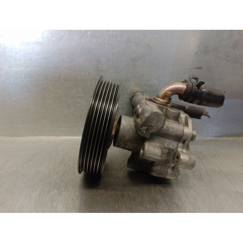 Recambio de bomba servodireccion para audi a3 (8l) 1.6 referencia OEM IAM 1J0422154B KV17002 KYB