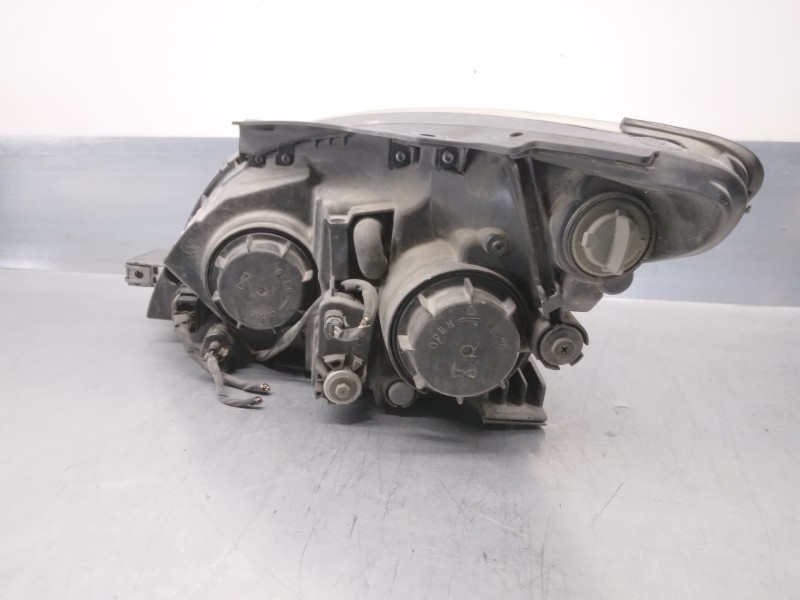 Recambio de faro derecho para hyundai i30 1.4 cat referencia OEM IAM 921022R000 5 PUERTAS 