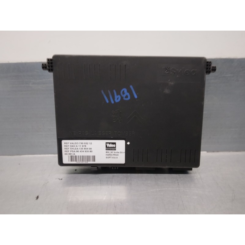 Recambio de caja reles / fusibles para citroen xsara berlina 1.6 16v cat (nfu / tu5jp4) referencia OEM IAM 9643493580 73003212 V