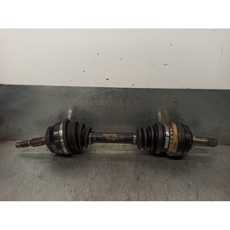 Recambio de transmision delantera izquierda para volvo serie 850 2.3 20v turbo cat referencia OEM IAM 8111306  