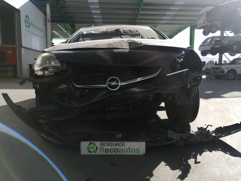 opel astra j lim. del año 2012