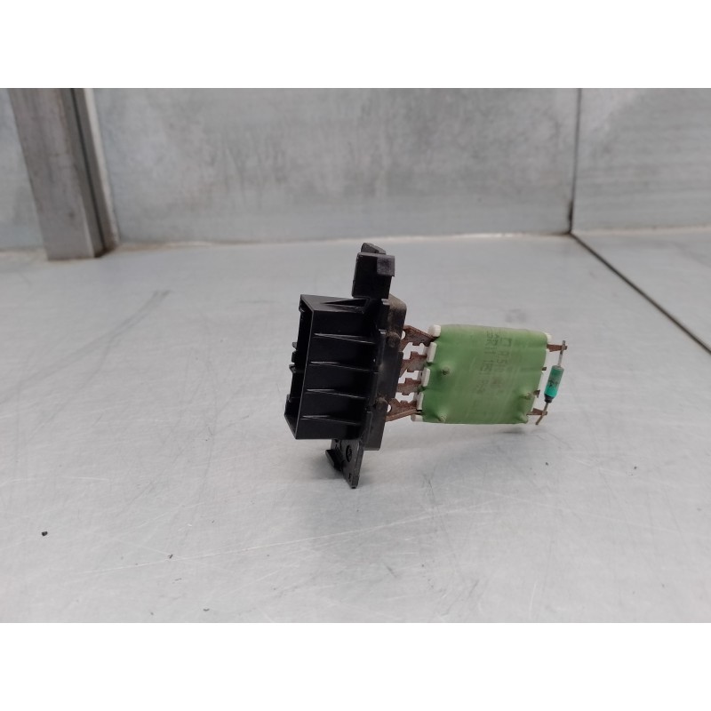 Recambio de resistencia calefaccion para peugeot partner kombi 1.6 16v hdi cat referencia OEM IAM SR111R1  