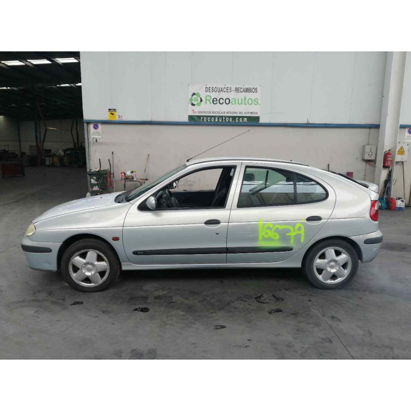 renault megane i fase 2 berlina (ba0) del año 2000