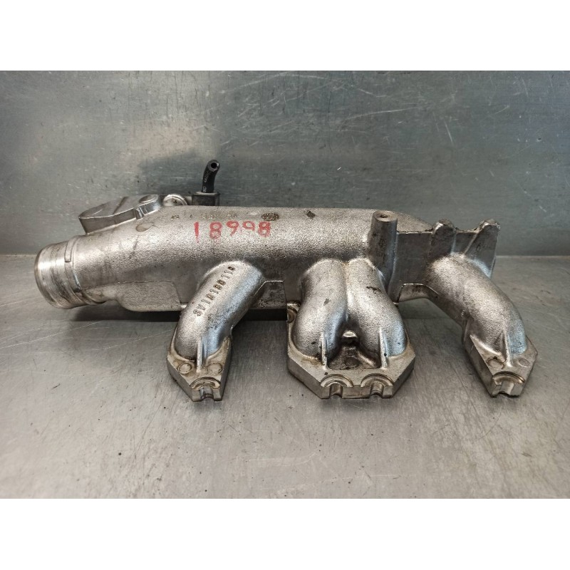 Recambio de colector admision para volvo serie 460 1.9 turbodiesel referencia OEM IAM SV10100110  