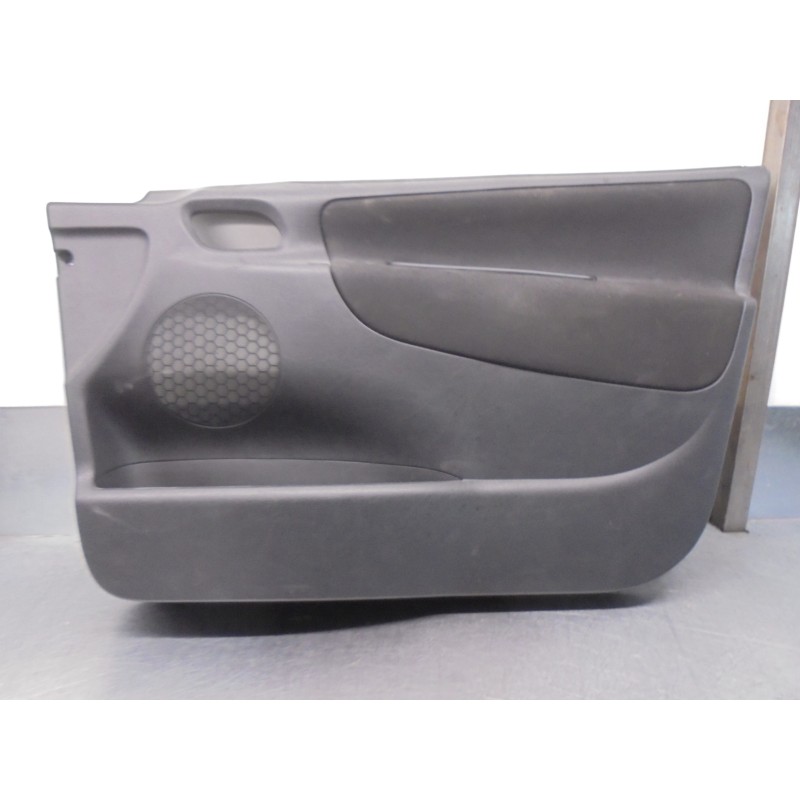 Recambio de guarnecido puerta delantera derecha para peugeot 207 1.4 hdi fap referencia OEM IAM 96502524ZD  