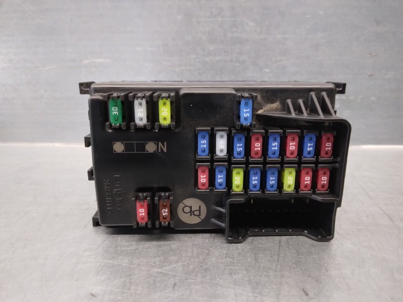 Recambio de caja reles / fusibles para kia xceed 1.4 tgdi cat referencia OEM IAM 91959J1010  