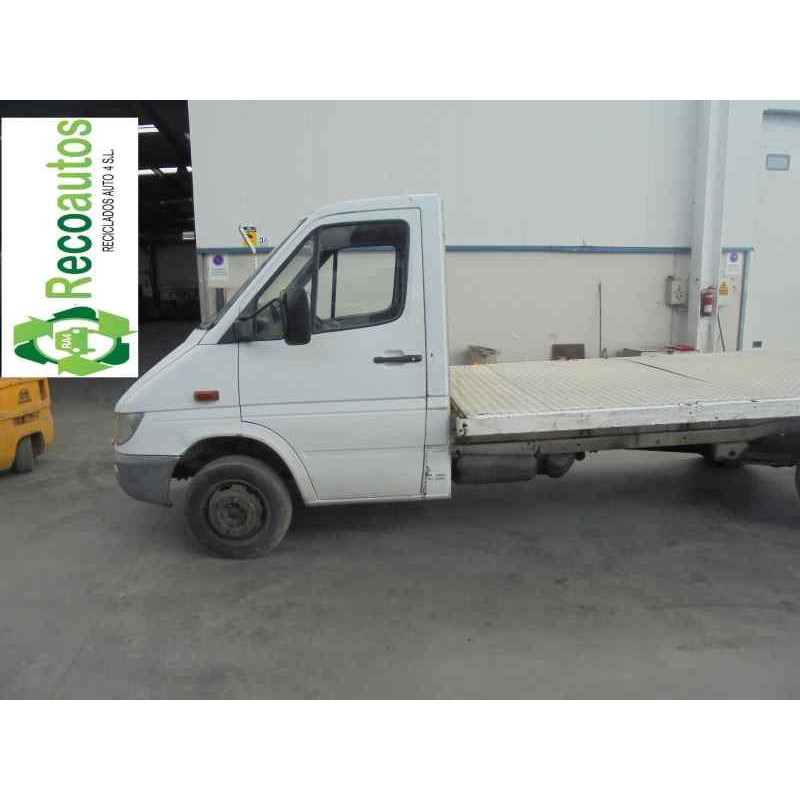 mercedes sprinter 02.00  caja cerrada del año 2004