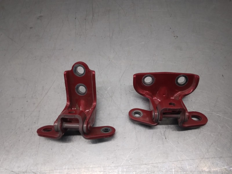 Recambio de bisagra puerta para kia xceed 1.4 tgdi cat referencia OEM IAM 793202E000 TRASERA DERECHA 
