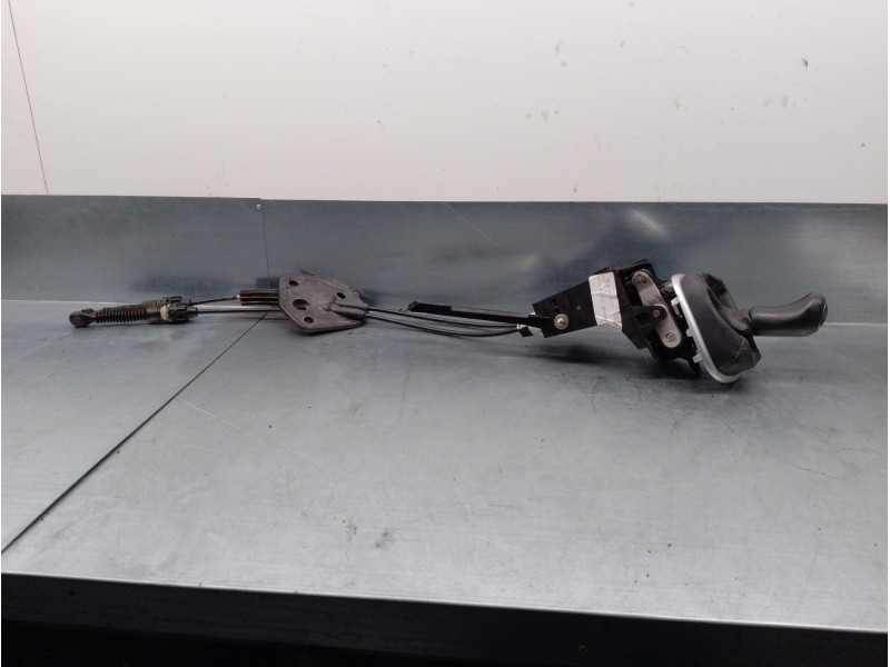 Recambio de palanca cambio para renault scenic ii grand confort dynamique referencia OEM IAM 8200327403  