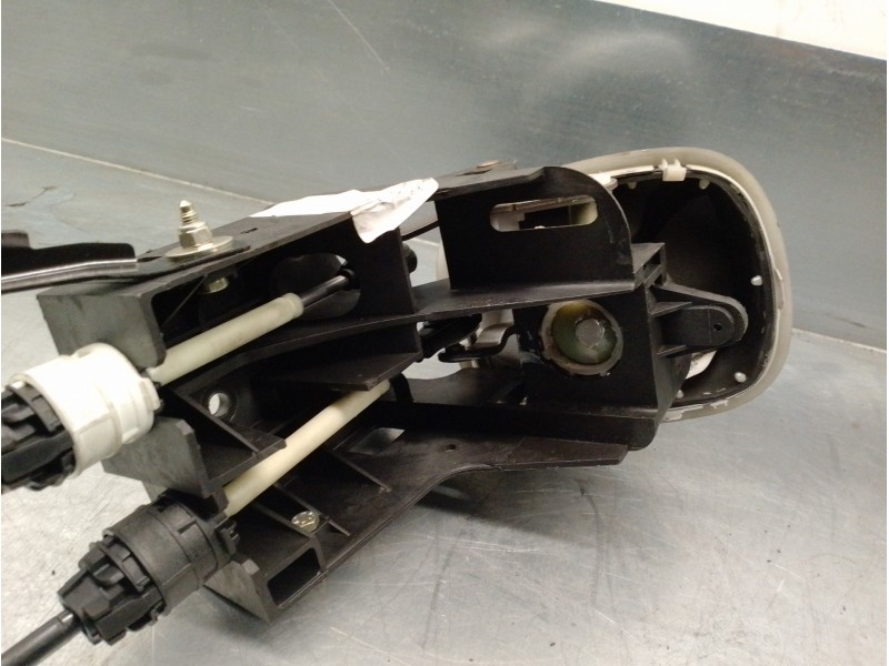 Recambio de palanca cambio para renault scenic ii grand confort dynamique referencia OEM IAM 8200327403  