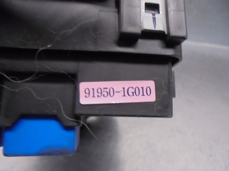 Recambio de caja reles / fusibles para hyundai accent (mc) 1.5 crdi cat referencia OEM IAM 919501G010  