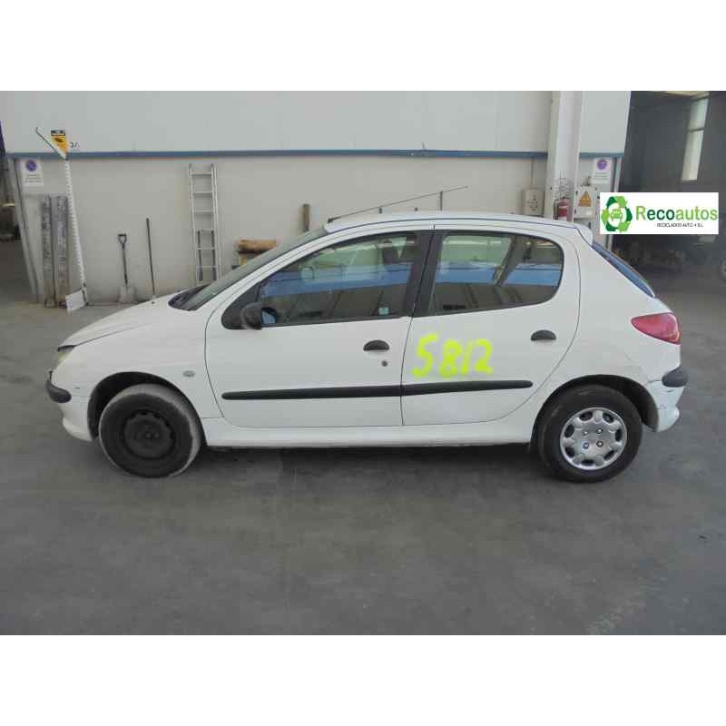 peugeot 206 berlina del año 1999