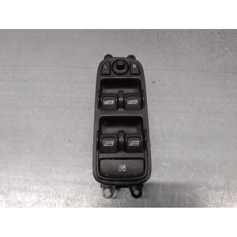 Recambio de mando elevalunas delantero izquierdo para volvo s40 berlina 2.0 diesel cat referencia OEM IAM 30773210  