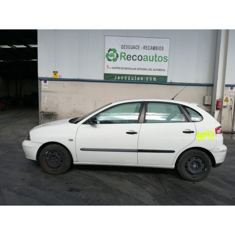 seat ibiza (6l1) del año 2002