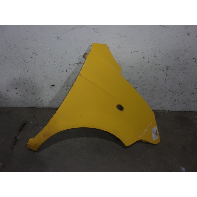 Recambio de aleta delantera derecha para chevrolet matiz 1.0 cat referencia OEM IAM 96599354 AMARILLA 