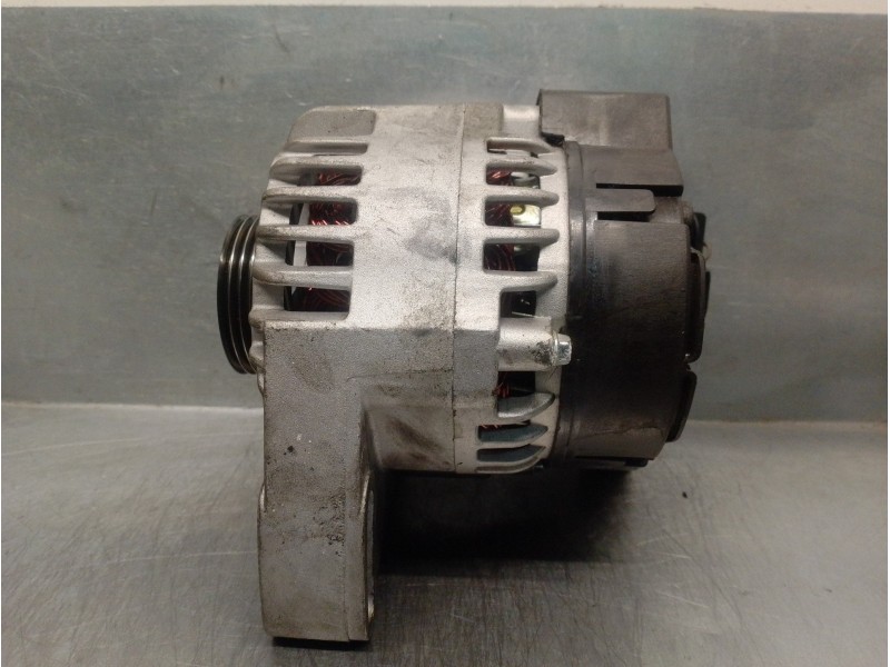 Recambio de alternador para fiat punto berl. (176) 1.2 cat referencia OEM IAM 63321604 63321604 