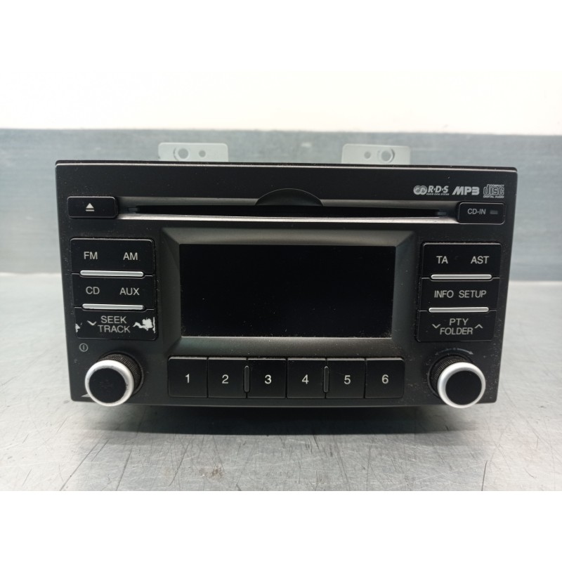 Recambio de sistema audio / radio cd para kia rio 1.5 crdi referencia OEM IAM 961001G892  