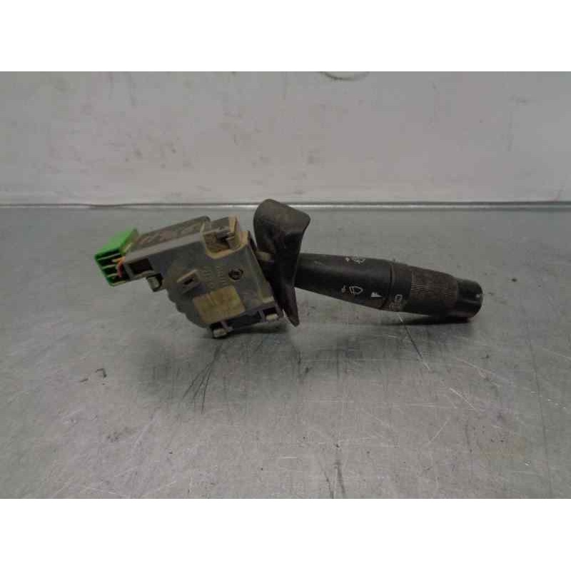 Recambio de mando limpia para peugeot 205 berlina 1.8 diesel referencia OEM IAM 9753275580  