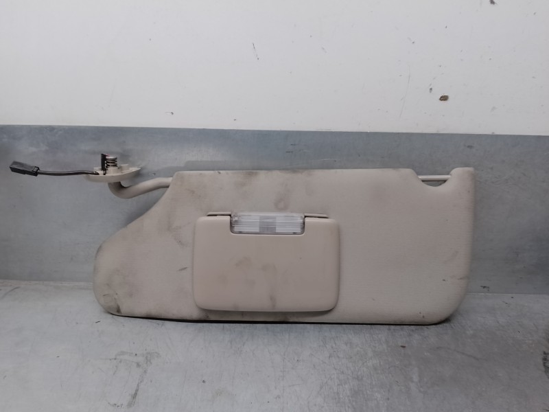 Recambio de parasol izquierdo para chrysler 300 c 3.0 crd cat referencia OEM IAM 55361230AA  