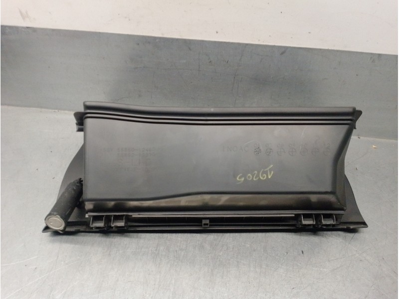 Recambio de guantera para toyota corolla (e15) 2.0 turbodiesel cat referencia OEM IAM 5555012460  