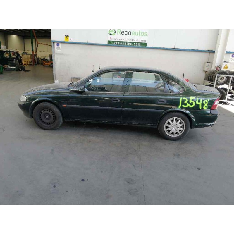 opel vectra b berlina del año 1998