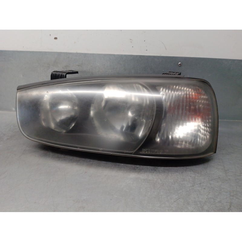 Recambio de faro izquierdo para hyundai elantra (xd) 2.0 crdi cat referencia OEM IAM 921012DXXX  5 PÙERTAS