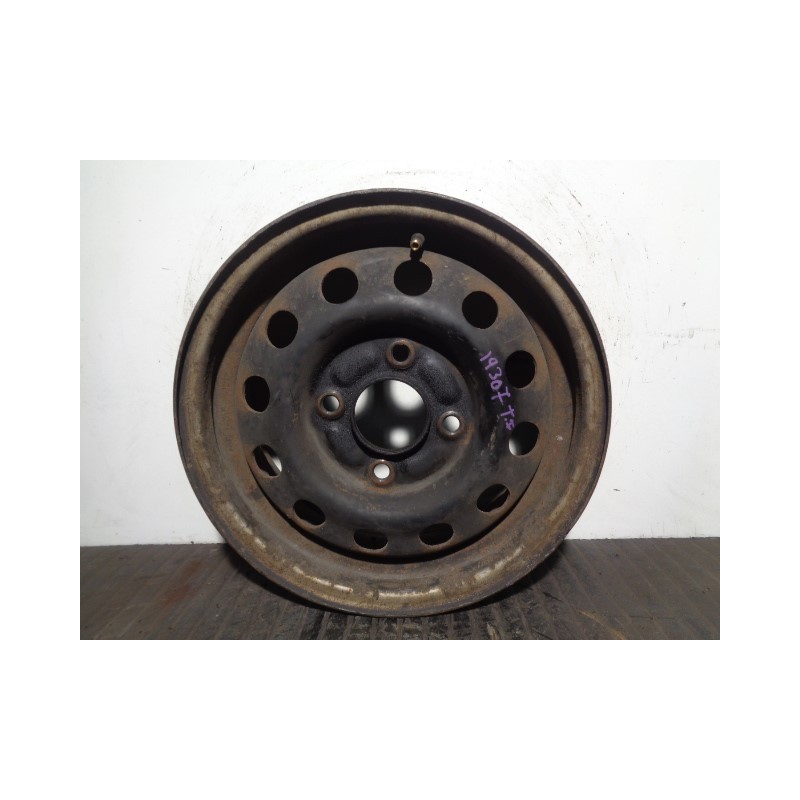 Recambio de llanta para ford orion 1.3 referencia OEM IAM 86AB-JB R13X5JX41 HIERRO