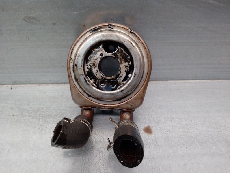 Recambio de enfriador aceite motor para peugeot partner (s1) 1.9 diesel referencia OEM IAM 3743011  