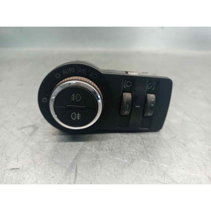 Recambio de mando luces salpicadero para opel astra j lim. 1.7 16v cdti referencia OEM IAM 13268702  