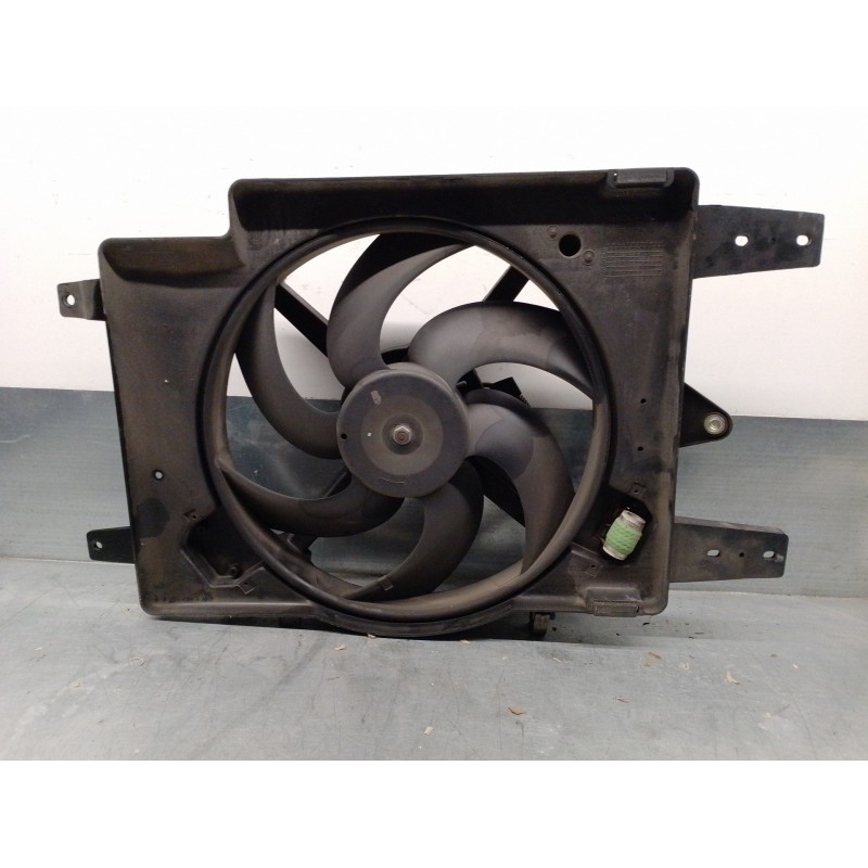 Recambio de electroventilador para lancia lybra berlina 1.9 turbodiesel cat referencia OEM IAM 8240442 51736772 