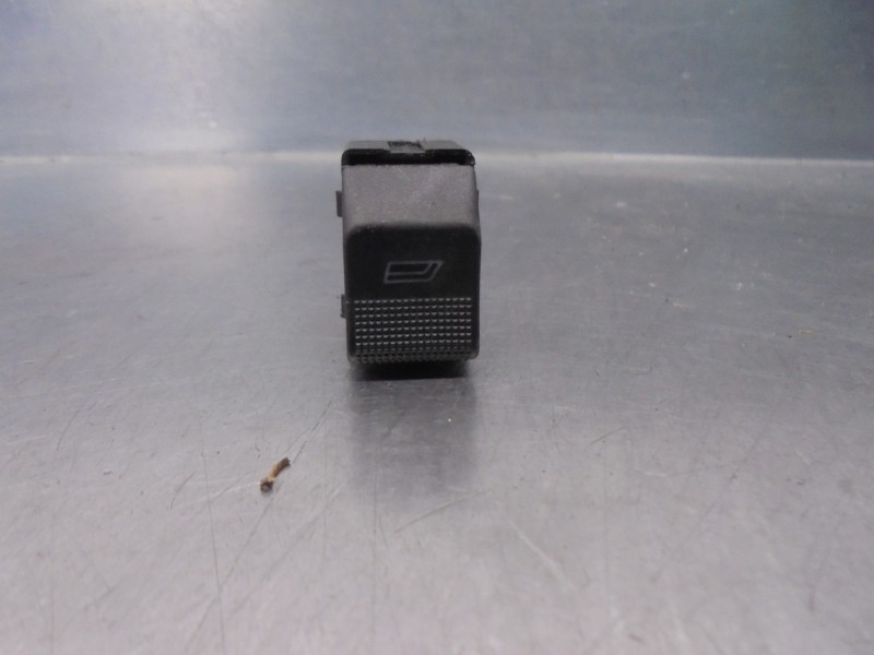 Recambio de mando elevalunas delantero izquierdo para audi a8 (d2) 4.2 v8 32v referencia OEM IAM 4D0959855  