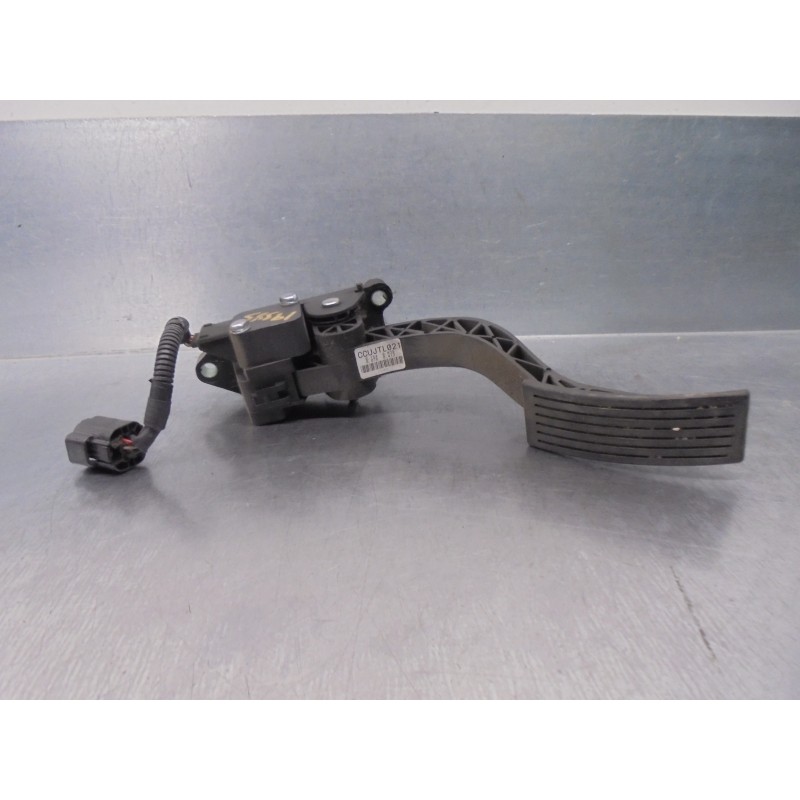 Recambio de potenciometro pedal para hyundai getz (tb) 1.5 crdi cat referencia OEM IAM 327261C800  