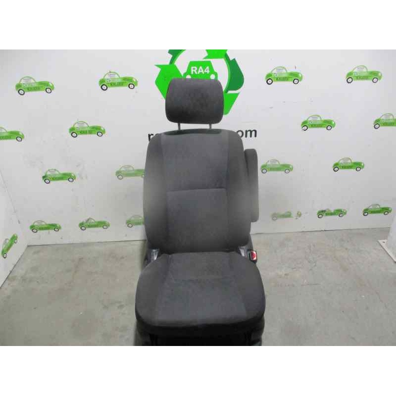 Recambio de asiento delantero derecho para toyota avensis verso (m20) 2.0 turbodiesel cat referencia OEM IAM  TELA NEGRA 5 PUERT