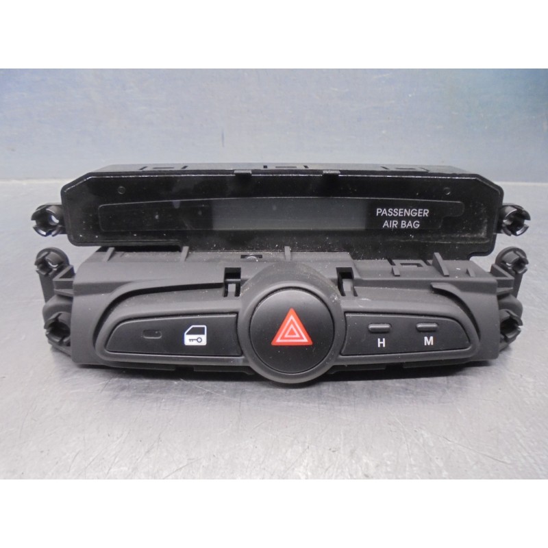 Recambio de warning para hyundai ix20 1.4 crdi cat referencia OEM IAM 937001K300 945101K000 