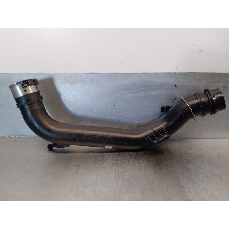 Recambio de tubo para mercedes clase a (w176) 1.5 cdi cat referencia OEM IAM A6070900242 0113925A 