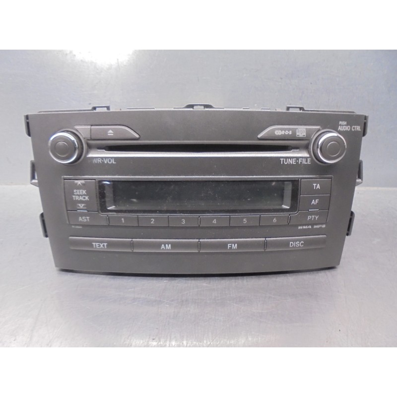 Recambio de sistema audio / radio cd para toyota auris 1.3 16v cat referencia OEM IAM 8612002521  