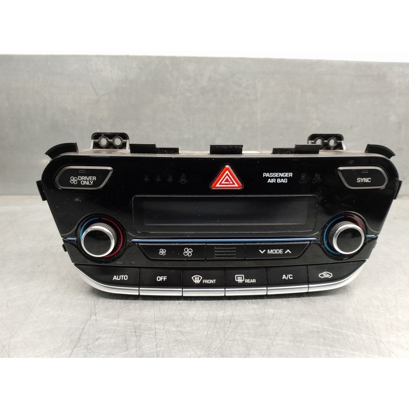 Recambio de mando climatizador para hyundai ioniq referencia OEM IAM 97250G2150  