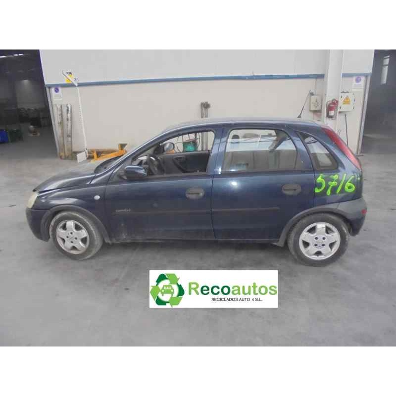 opel corsa c del año 2001