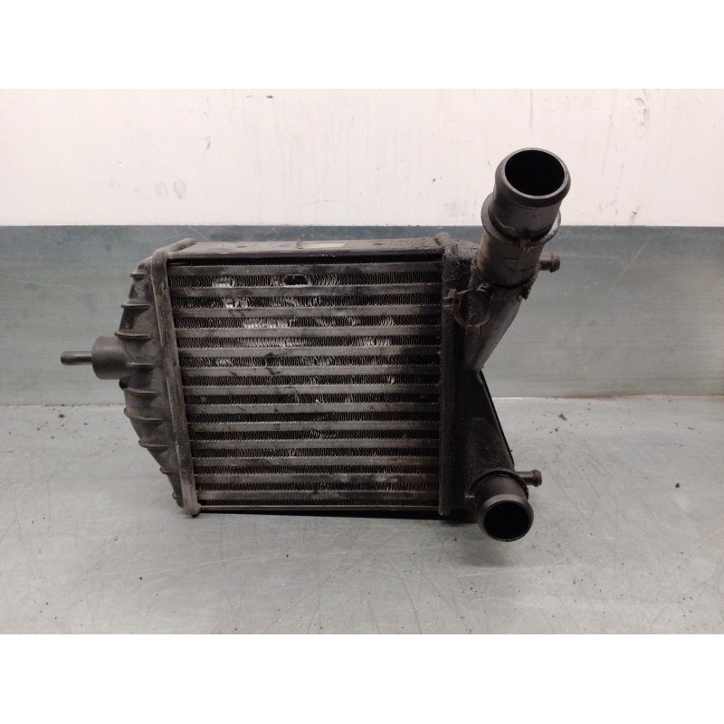 Recambio de intercooler para lancia ypsilon (101) 1.3 jtd 16v referencia OEM IAM 46836770 847850000 JDEUS