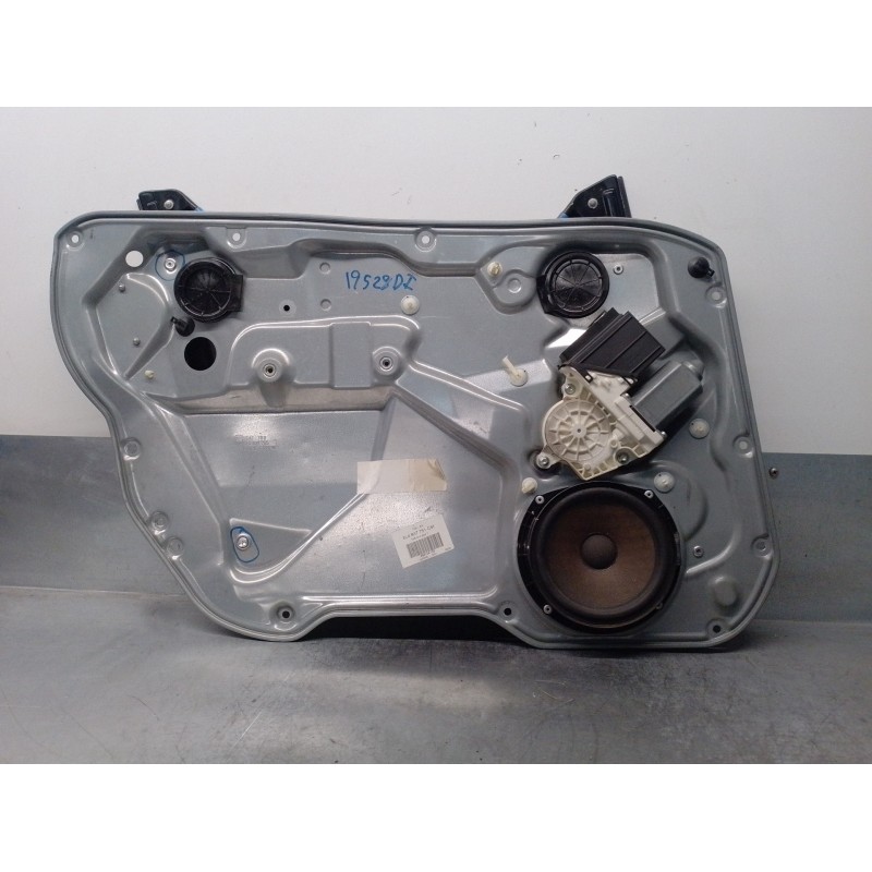 Recambio de elevalunas delantero izquierdo para seat ibiza (6l1) 1.4 16v referencia OEM IAM 6L4837751CM 32 PINES 5 PUERTAS