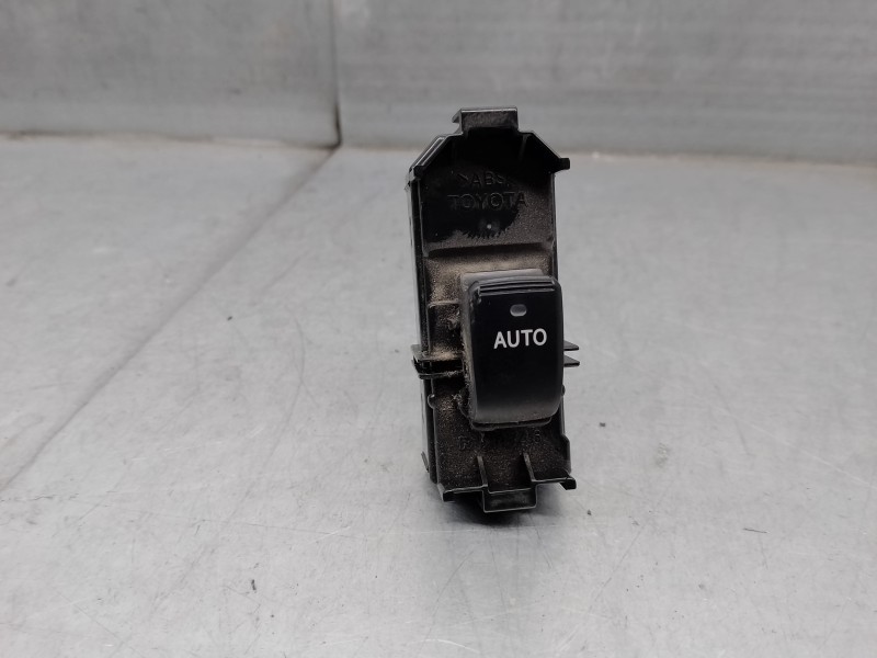 Recambio de mando elevalunas trasero derecho para lexus is200 (ds2/is2) 2.2 d-cat referencia OEM IAM 8403053020  