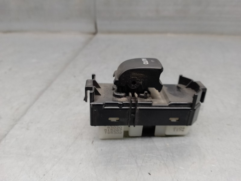 Recambio de mando elevalunas trasero derecho para lexus is200 (ds2/is2) 2.2 d-cat referencia OEM IAM 8403053020  