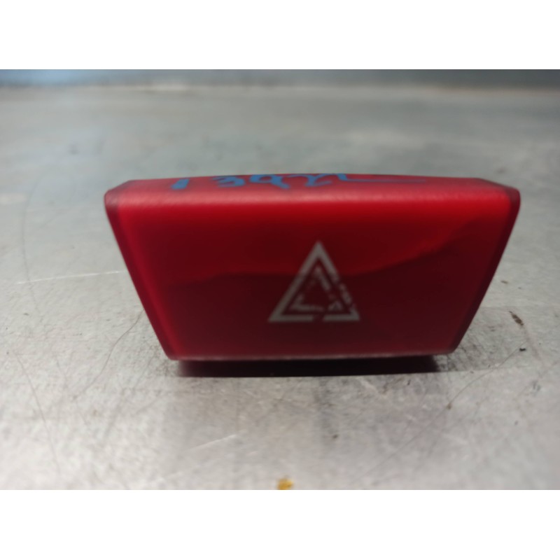 Recambio de warning para toyota aygo (kgb/wnb) 1.0 cat referencia OEM IAM 843320H010  