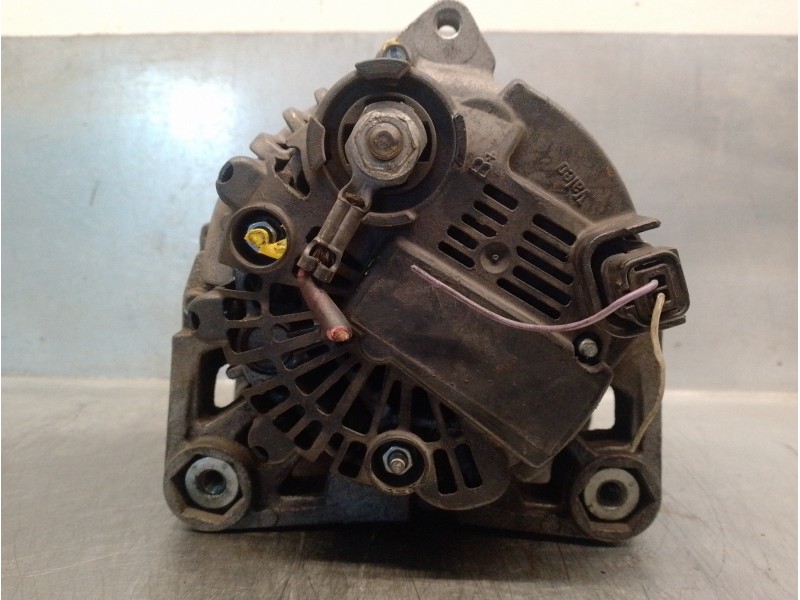 Recambio de alternador para renault scenic ii 1.6 16v referencia OEM IAM 7711368385 TG11C063 