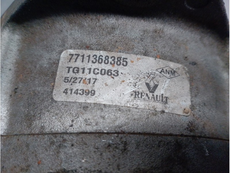 Recambio de alternador para renault scenic ii 1.6 16v referencia OEM IAM 7711368385 TG11C063 