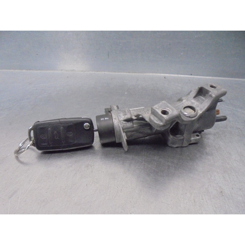 Recambio de conmutador de arranque para seat ibiza (6j5) 1.9 tdi referencia OEM IAM 4B0905851C  