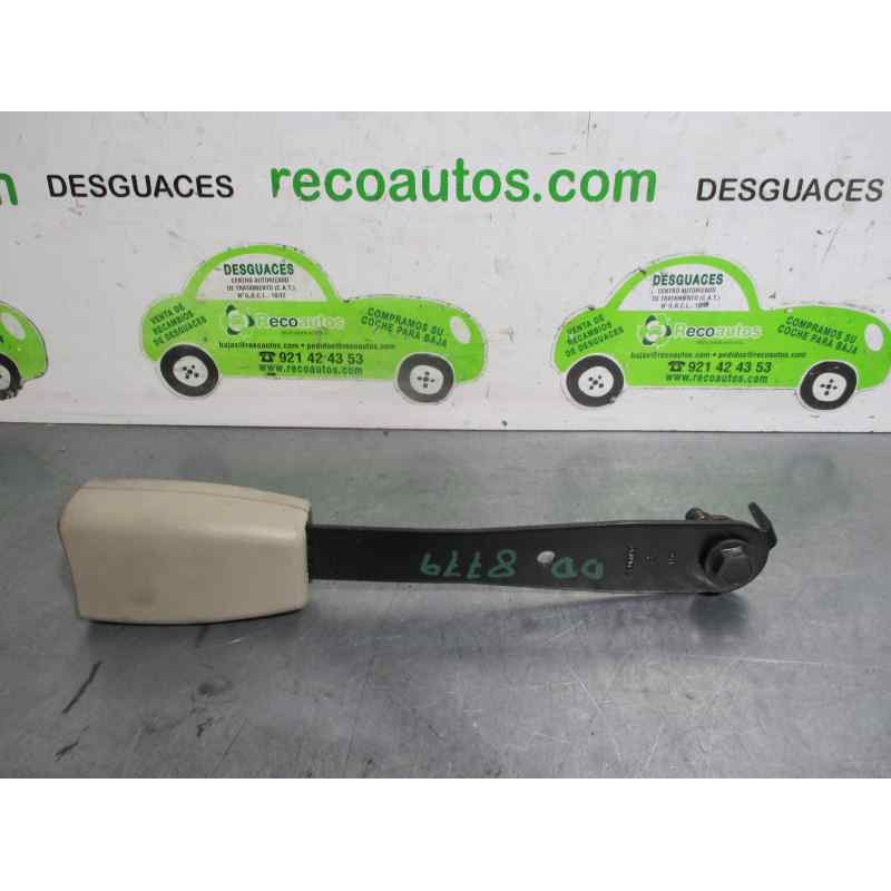 Recambio de enganche cinturon para hyundai santa fe (bm) 2.2 crdi cat referencia OEM IAM 888402B201  